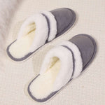 Contrast Faux Fur Round Toe Slippers