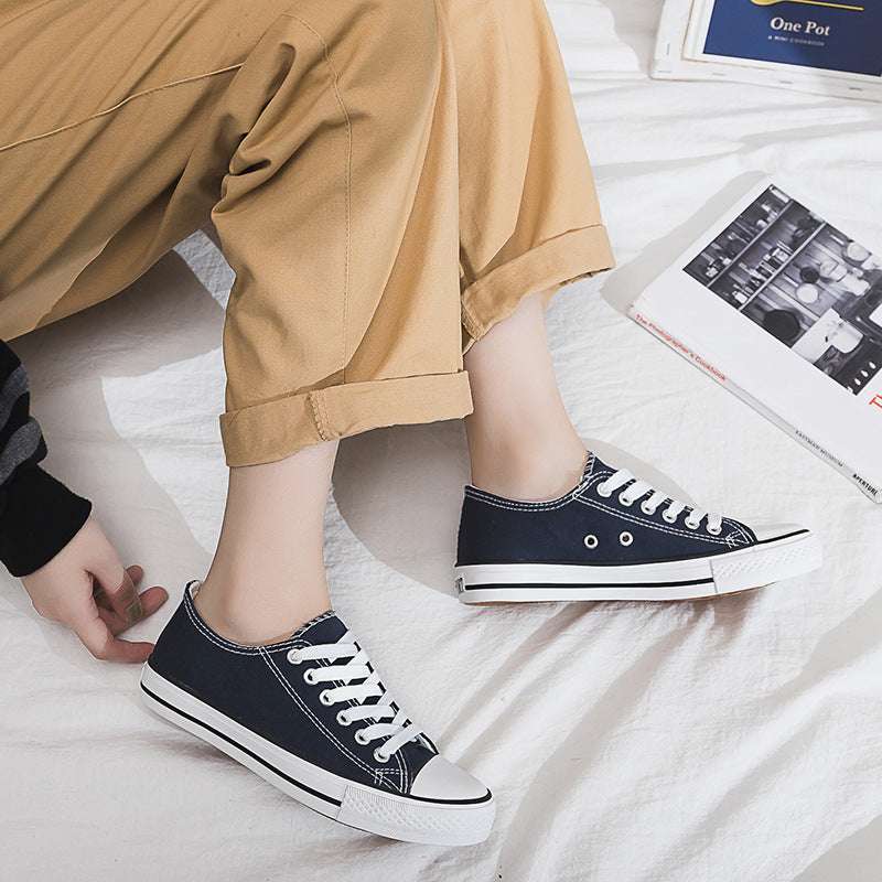 Lace Up Round Toe Sneakers