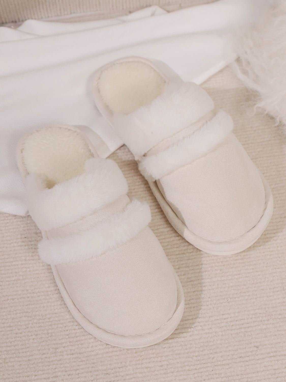 Contrast Faux Fur Round Toe Slippers - All Mine Now Clothing