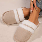 Contrast Faux Fur Round Toe Slippers