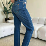 Judy Blue Full Size Queen Of Hearts Coin Pocket BF Jeans Trendsi