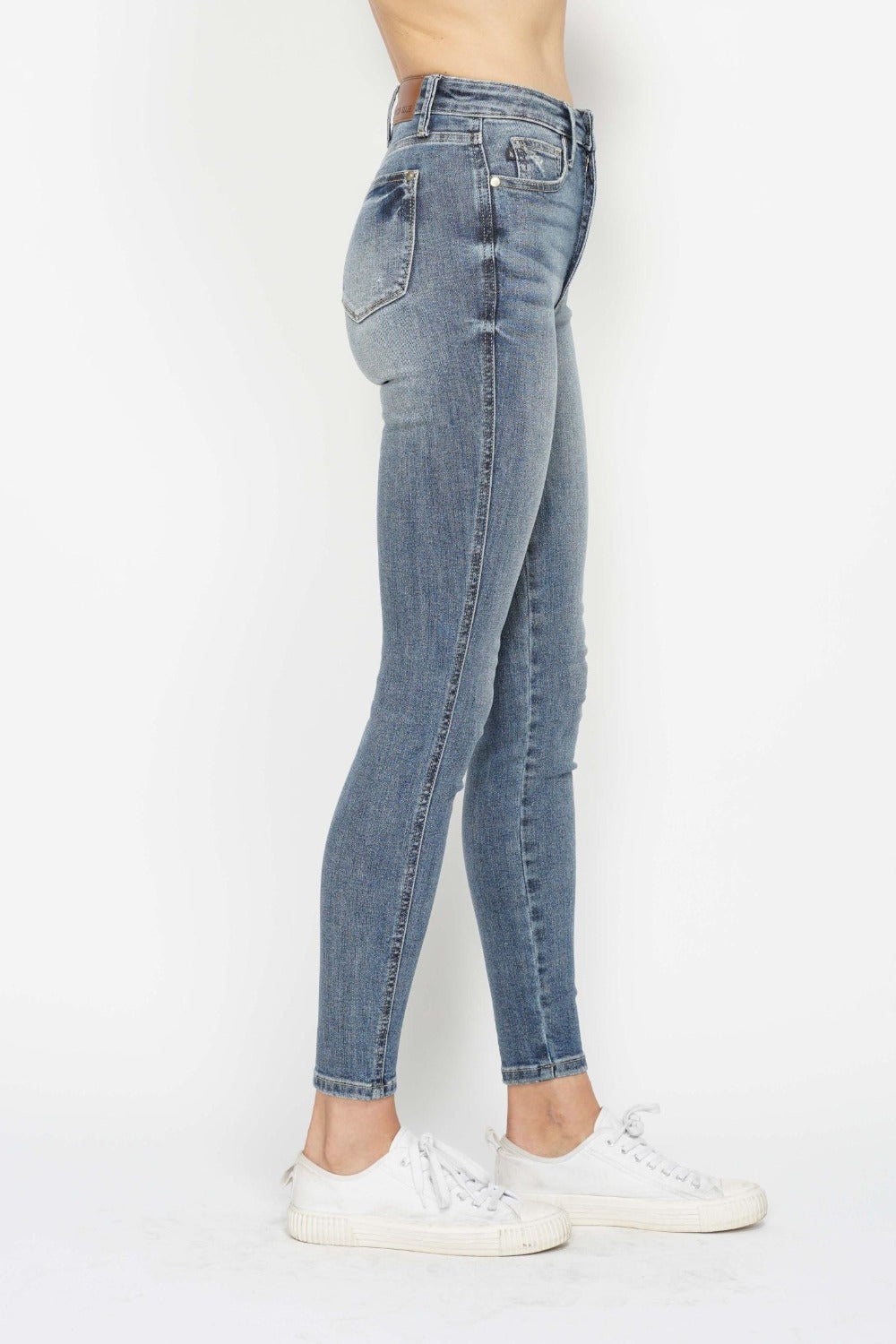 Judy Blue Full Size Tummy Control Contrast Wash Skinny Jeans Trendsi