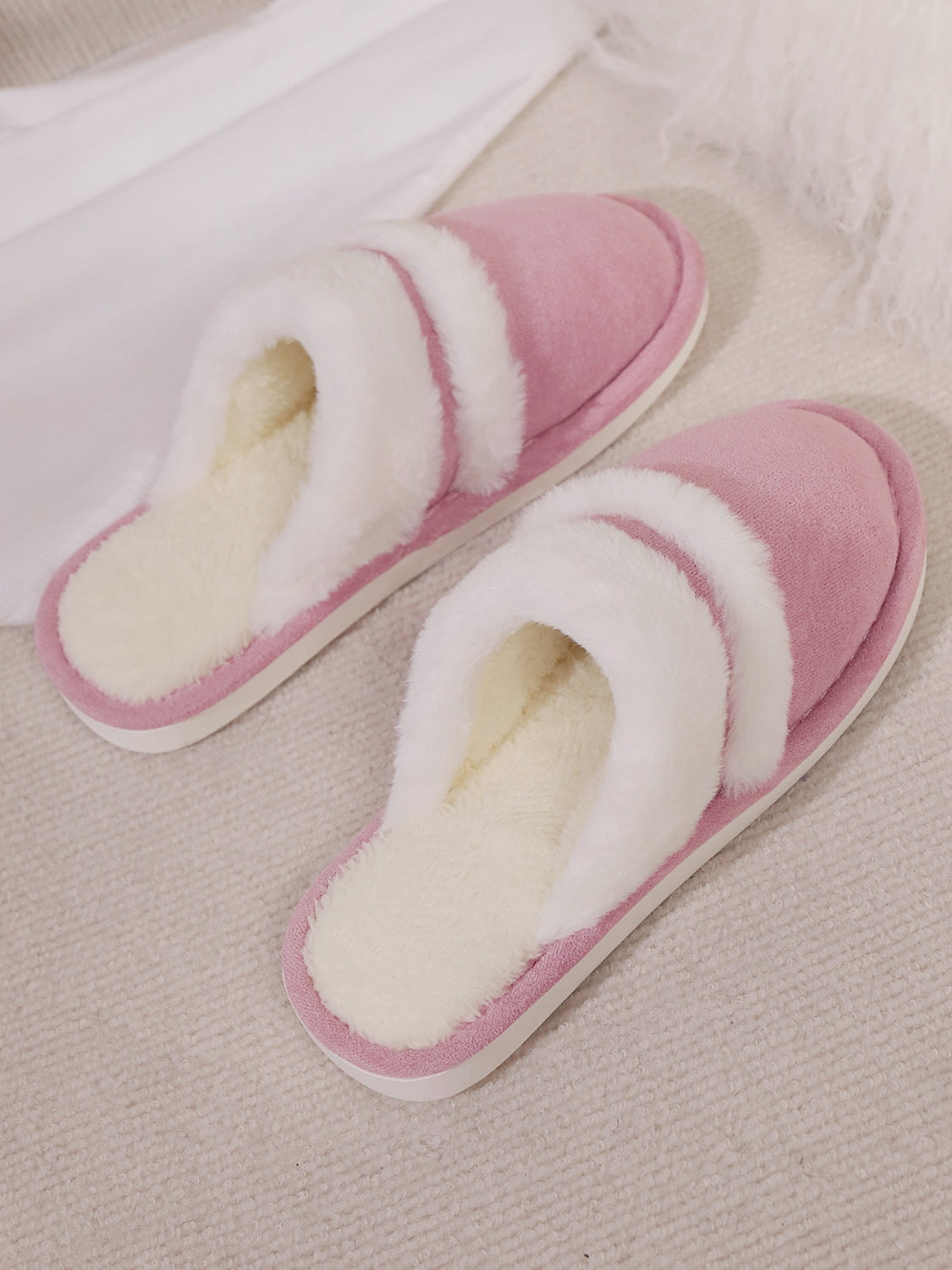 Contrast Faux Fur Round Toe Slippers - All Mine Now Clothing